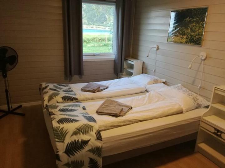 Midnattsolveien 3158,Sommarhusstrand Laukvik Lofoten Norway Bagian luar foto